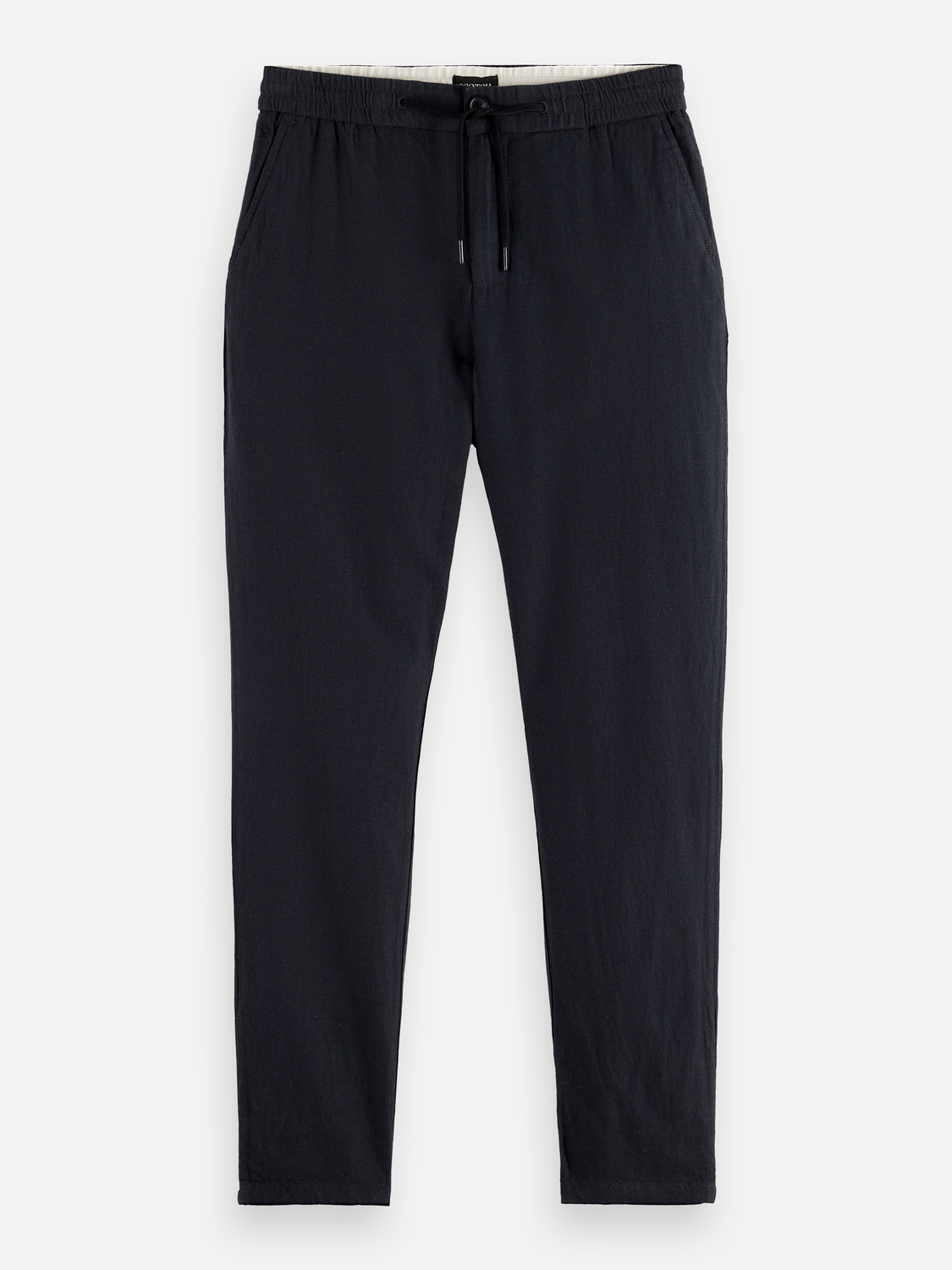 Embrace laid-back comfort with our Warren twill jogger pants. These joggers combine a relaxed aesthetic with breathable fabric - ideal for both leisure and spontaneous thrills.

Men's pants
Straight-fit
Zipper and button closure
Back pocket
Side pockets
67% Cotton, 33% Linen